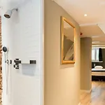 Frank Since 1666 3*