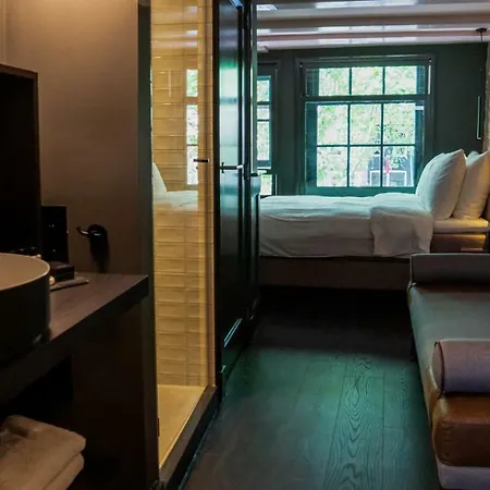 Frank Since 1666 Hotel