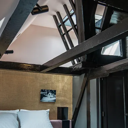 Frank Since 1666 Otel 3*