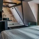 Frank Since 1666 Hotel